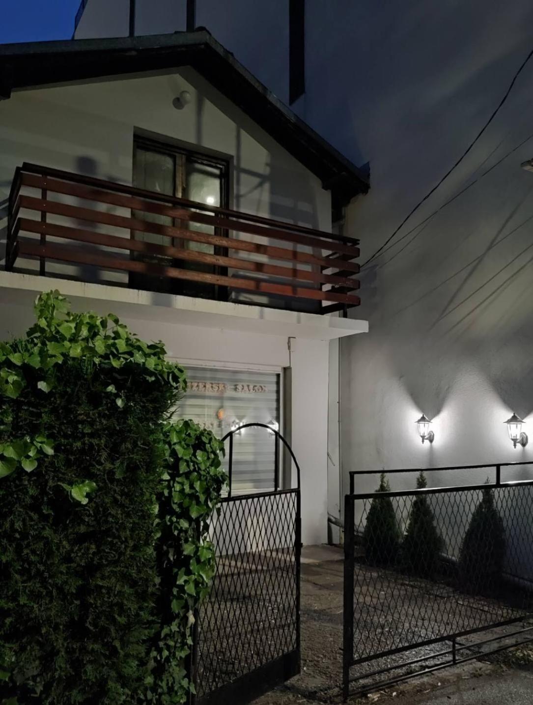 Ni Kum Apartment מראה חיצוני תמונה